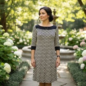 Gilli Black and Cream Geometric Long Sleeve Dress NWOT Excellent Condition